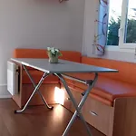 De La Buge *